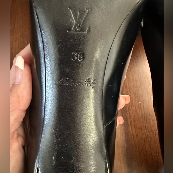 LOUIS VUITTON Pre-Loved Black Smooth Leather HEELS ❤️💃🔥 (Size 6.5 to 7) - Picture 13 of 14